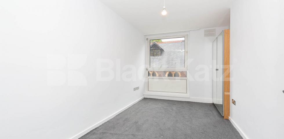 			3 Bedroom, 1 bath, 1 reception Flat			 Troutbeck, Albany Street, Camden / Euston